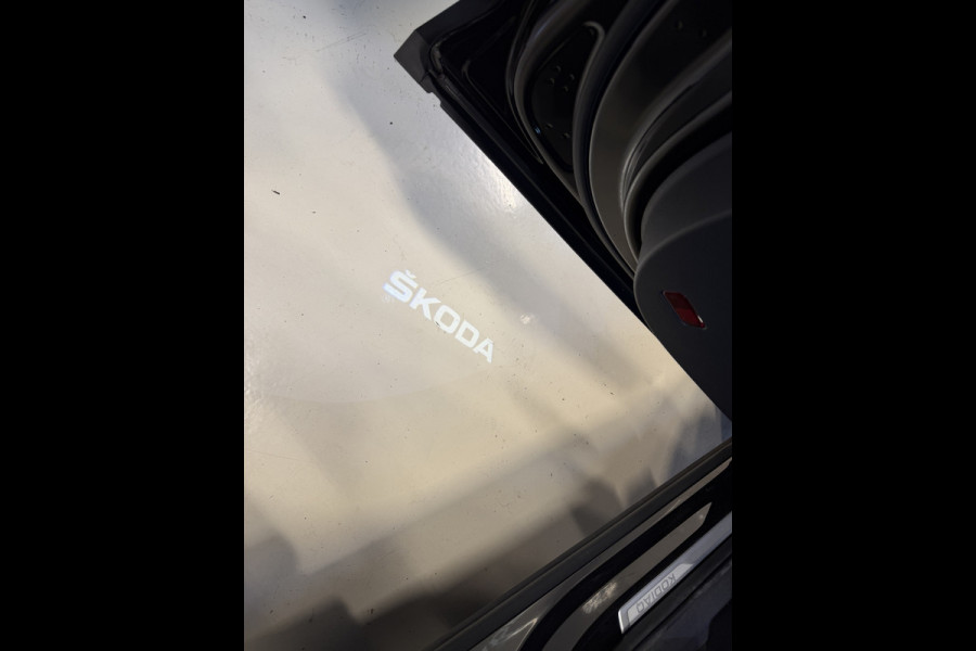 Škoda Kodiaq 1.5 TSI Business Edition 7p. | Camera | Elektr. trekhaak | Carplay | Sfeerverlichting | Virtual cockpit