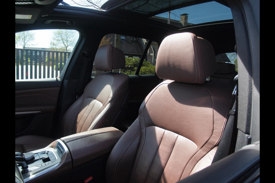 BMW X5 xDrive45e High Executive | M-Pakket | Panoramadak | 360 Camera | Sfeerverlichting | Apple Carplay |