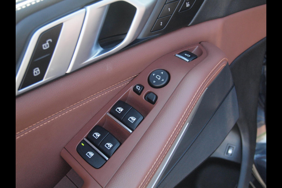 BMW X5 xDrive45e High Executive | M-Pakket | Panoramadak | 360 Camera | Sfeerverlichting | Apple Carplay |