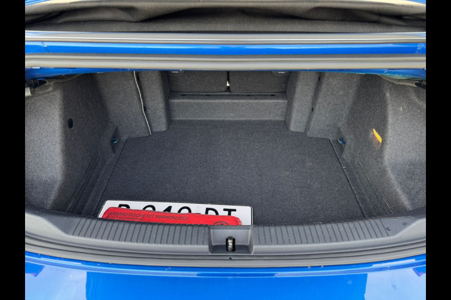 Volkswagen T-Roc Cabrio 1.5 TSI 150PK DSG R-LINE SPORT TREKHAAK/NAVI/ACC/PDC