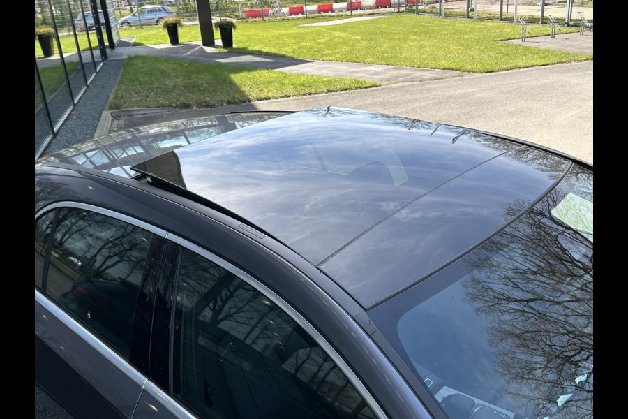 Mercedes-Benz A-Klasse 200 Luxury 164pk // Panoramadak // Carplay // Sfeerverlichting // MultiBeam LED // Keyless Entry // Camera // Advanced Audio