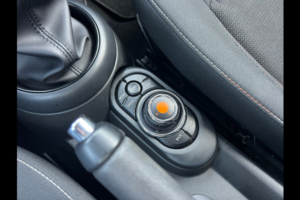 MINI Mini 1.5 Cooper Serious Business NAVI LED 1e EIG RIJKLAARPRIJS