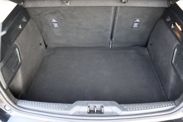 Ford Focus 1.0 EcoBoost Hybrid Trend Edition Business org.NL a.camera