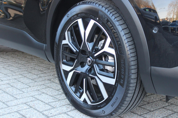 Citroën C4 C4 1.2 HYbrid 145PK MAX | HEAD UP DISPLAY | CAMERA VOOR + ACHTER | NAVIGATIE | DRAADLOZE TELEFOONLADER | FULL LED KOPLAMPEN | DRAADLOZE APPLE CARPLAY/ANDROID AUTO | 18" LICHTMETALEN VELGEN | ADAPTIVE CRUISE CONTROL | CLIMATE CONTROL | LEDEREN BEKLEDING | DAB+ RADIO | KEYLESS ENTRY/START |