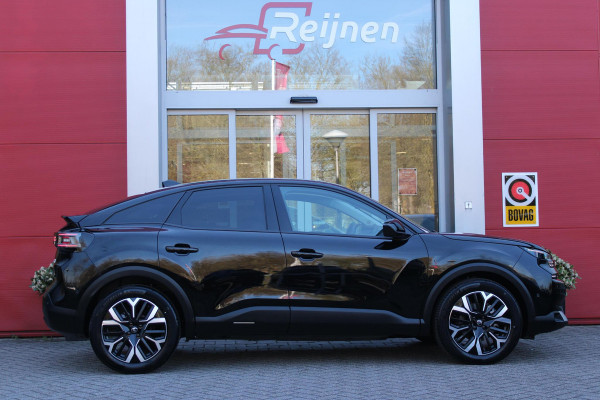 Citroën C4 C4 1.2 HYbrid 145PK MAX | HEAD UP DISPLAY | CAMERA VOOR + ACHTER | NAVIGATIE | DRAADLOZE TELEFOONLADER | FULL LED KOPLAMPEN | DRAADLOZE APPLE CARPLAY/ANDROID AUTO | 18" LICHTMETALEN VELGEN | ADAPTIVE CRUISE CONTROL | CLIMATE CONTROL | LEDEREN BEKLEDING | DAB+ RADIO | KEYLESS ENTRY/START |