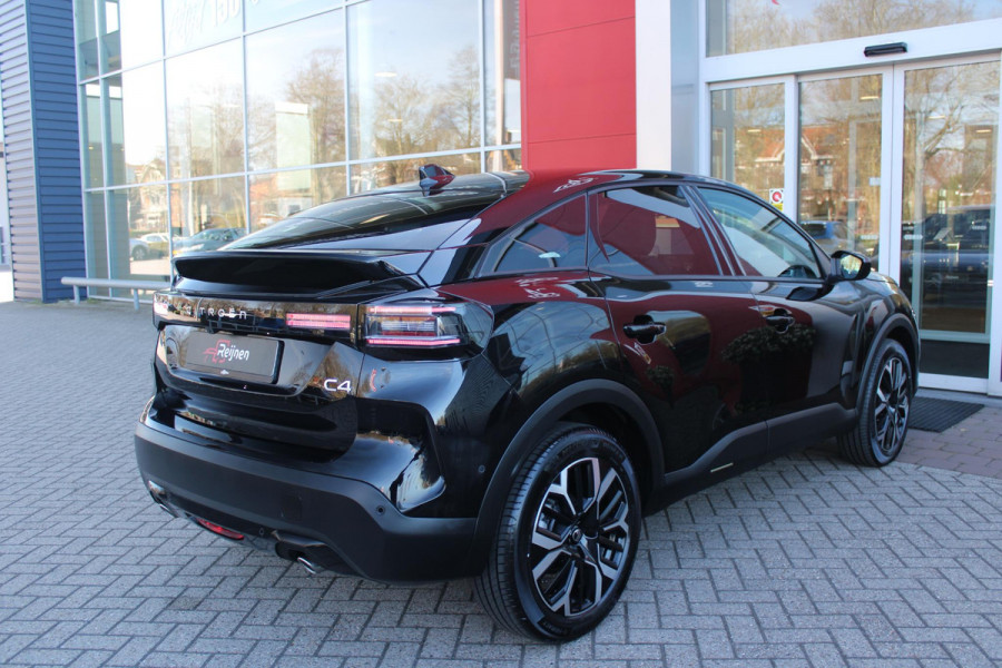 Citroën C4 C4 1.2 HYbrid 145PK MAX | HEAD UP DISPLAY | CAMERA VOOR + ACHTER | NAVIGATIE | DRAADLOZE TELEFOONLADER | FULL LED KOPLAMPEN | DRAADLOZE APPLE CARPLAY/ANDROID AUTO | 18" LICHTMETALEN VELGEN | ADAPTIVE CRUISE CONTROL | CLIMATE CONTROL | LEDEREN BEKLEDING | DAB+ RADIO | KEYLESS ENTRY/START |