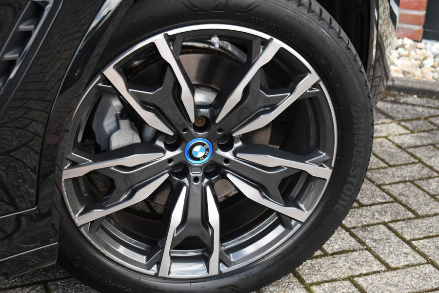 BMW X3 xDrive30e M-Sport Pano Trekh El-zetel HUD 360 H/K Adp-demping