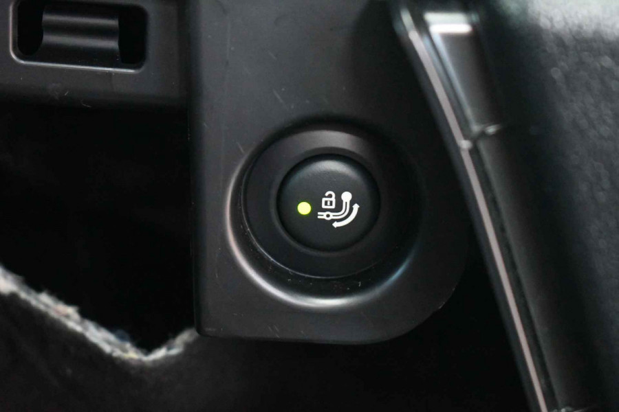 BMW X3 xDrive30e M-Sport Pano Trekh El-zetel HUD 360 H/K Adp-demping