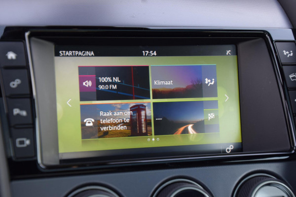 Jaguar F-Type 3.0 V6 RWD R-Dynamic