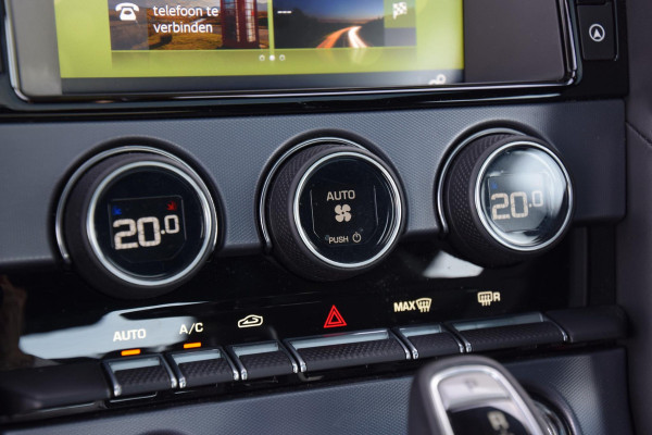 Jaguar F-Type 3.0 V6 RWD R-Dynamic