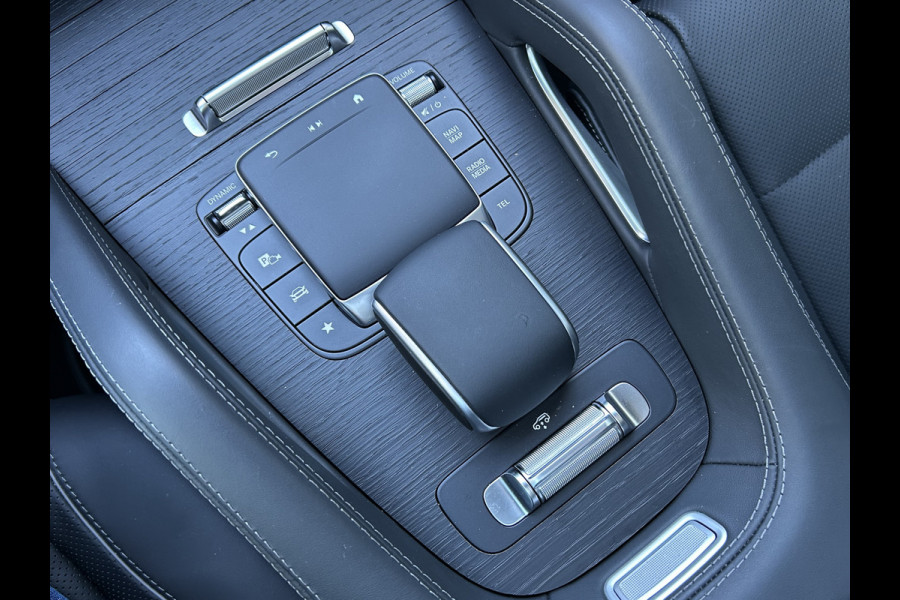 Mercedes-Benz GLE 400e 4Matic AMG // Luchtvering // Trekhaak 3300kg // Head-up // Multi Contour stoelen // Softclose // Alcantara Hemel // 360 Cam