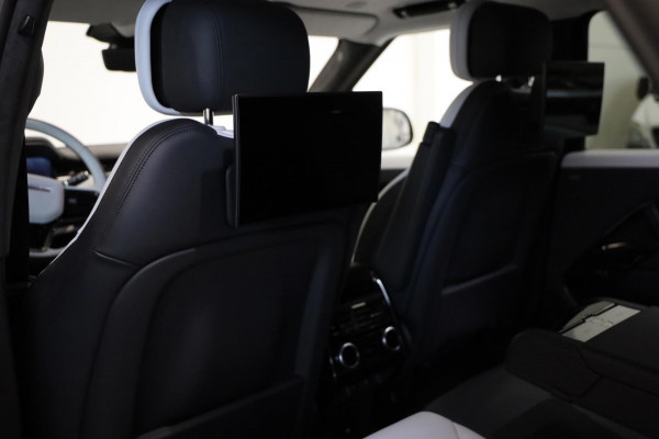 Land Rover Range Rover P510e First Edition |Achteras besturing | massage | hot climate | Panorma Lease/inruil mogelijk