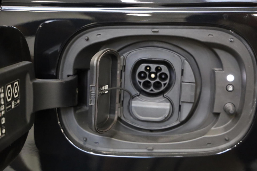 Land Rover Range Rover P510e First Edition |Achteras besturing | massage | hot climate | Panorma Lease/inruil mogelijk