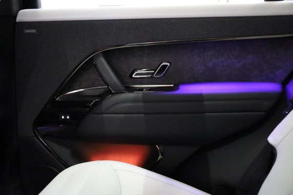 Land Rover Range Rover P510e First Edition |Achteras besturing | massage | hot climate | Panorma Lease/inruil mogelijk