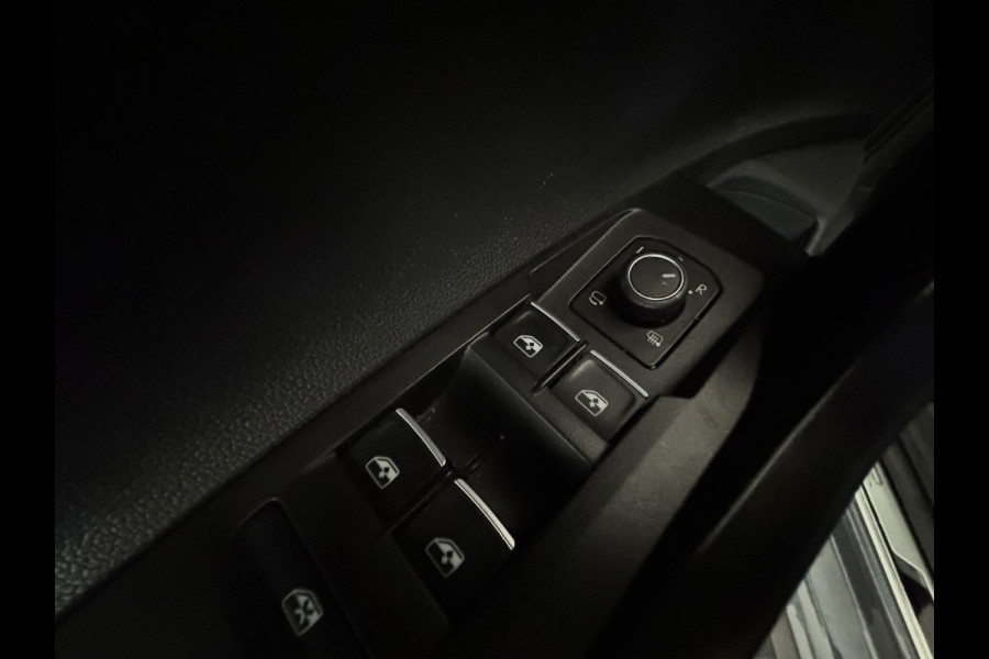 Volkswagen Polo 1.0 TSI R-Line Business Pano|IQ|Keyles|Camera