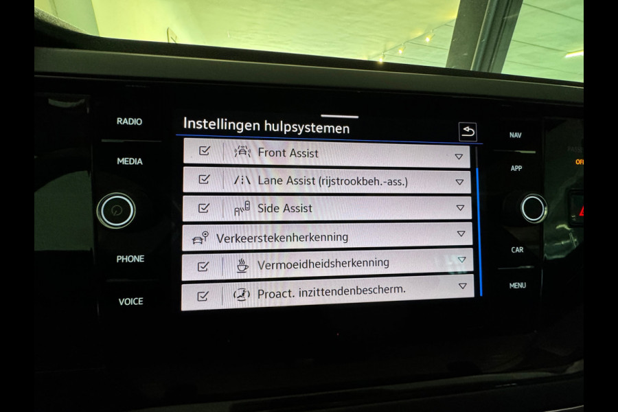 Volkswagen Polo 1.0 TSI R-Line Business Pano|IQ|Keyles|Camera