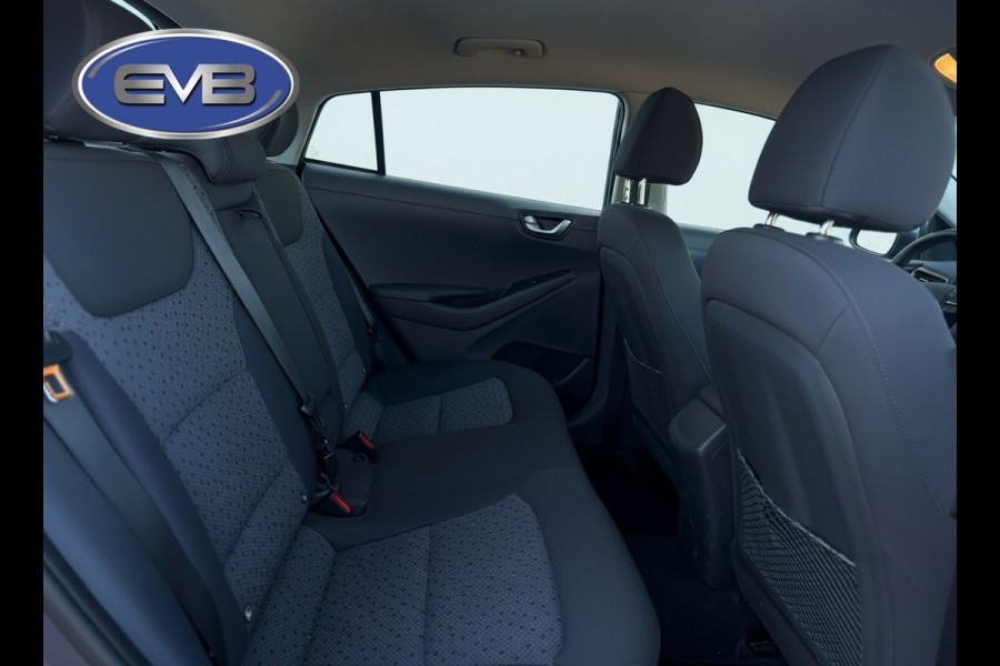 Hyundai IONIQ Comfort EV, SOH waarde 99,7 %, achteruitrijcamera, navigatie, vele opties, Origineel NL auto met nap