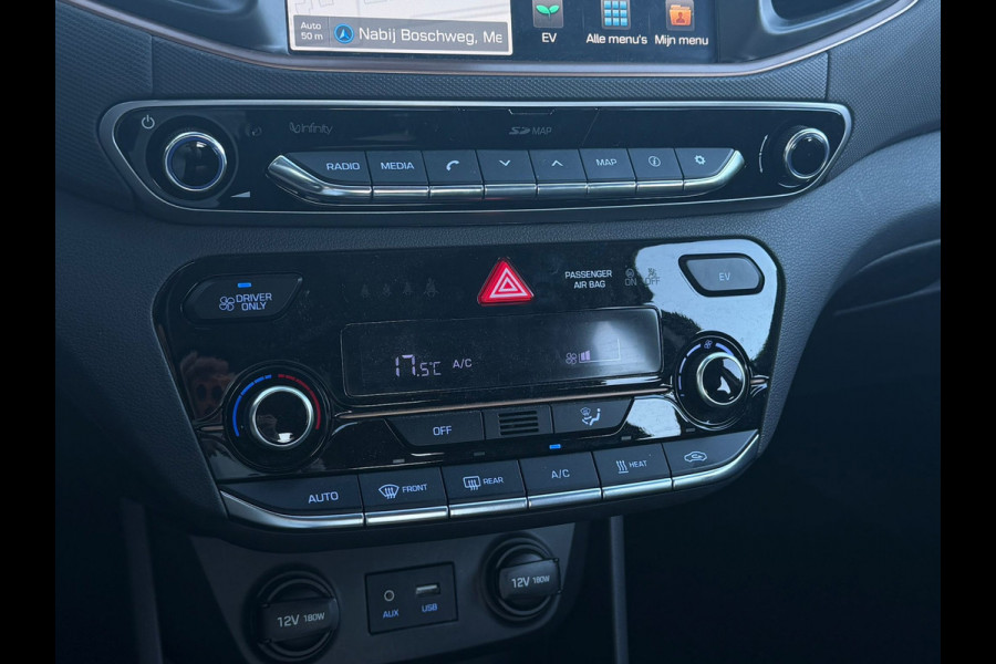 Hyundai IONIQ Comfort EV, SOH waarde 99,7 %, achteruitrijcamera, navigatie, vele opties, Origineel NL auto met nap