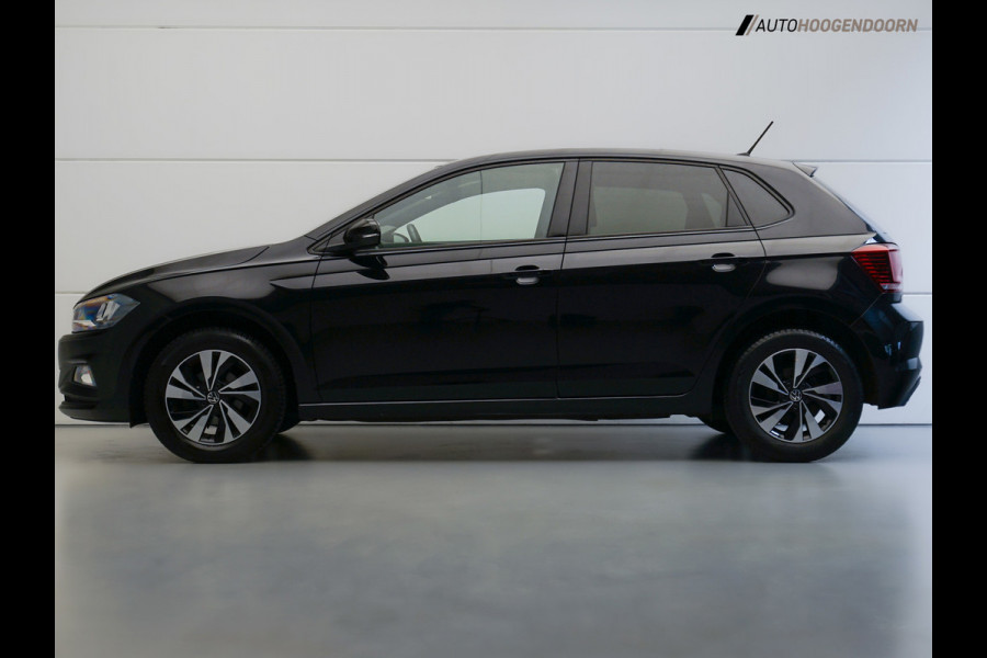 Volkswagen Polo 1.0 TSI Comfortline Business Sport (KEYLESS,ACHTERUITRIJCAMERA,DIGI,APPLE CARPLAY,LM-VELGEN,ADAPTIVE,TOPCONDITIE)