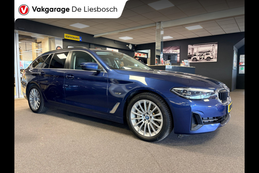 BMW 5 Serie Touring 530e Business Edition Plus / trekhaak / Leder / pdc / 360 camera