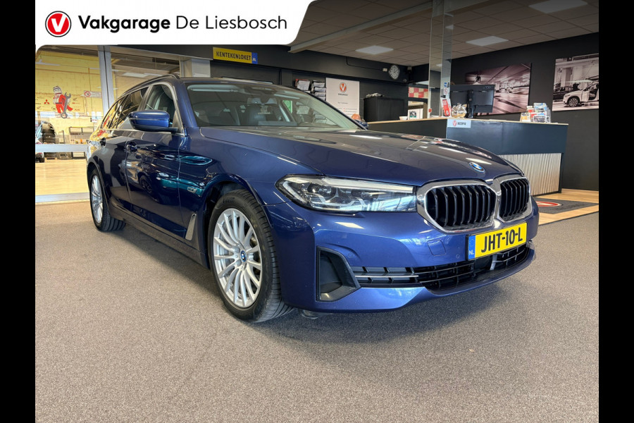 BMW 5 Serie Touring 530e Business Edition Plus / trekhaak / Leder / pdc / 360 camera