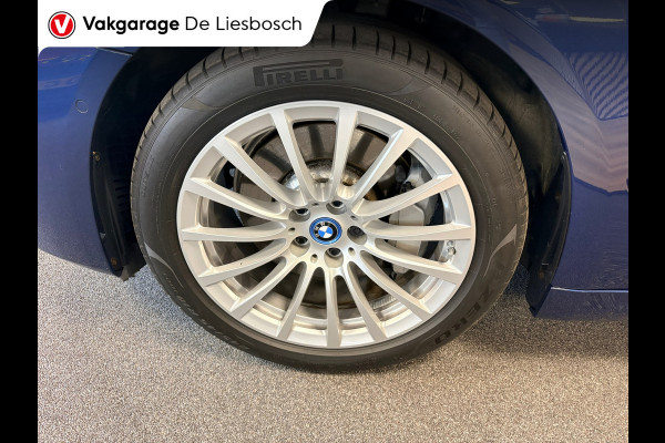 BMW 5 Serie Touring 530e Business Edition Plus / trekhaak / Leder / pdc / 360 camera