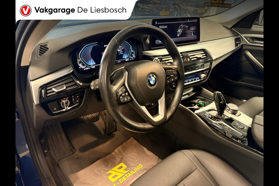 BMW 5 Serie Touring 530e Business Edition Plus / trekhaak / Leder / pdc / 360 camera