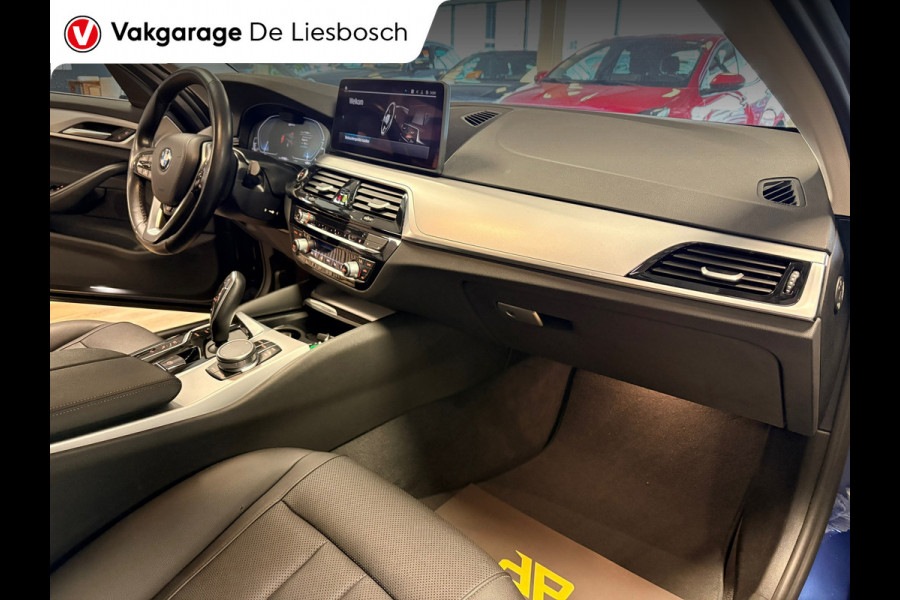 BMW 5 Serie Touring 530e Business Edition Plus / trekhaak / Leder / pdc / 360 camera