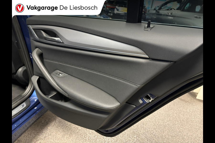 BMW 5 Serie Touring 530e Business Edition Plus / trekhaak / Leder / pdc / 360 camera
