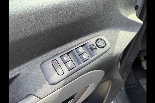 Citroën Berlingo 1.2 PureTech Shine PANO CAMERA STOELVERWARMING FULL OPTIES! GRANTANTIE