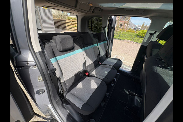 Citroën Berlingo 1.2 PureTech Shine PANO CAMERA STOELVERWARMING FULL OPTIES! GRANTANTIE