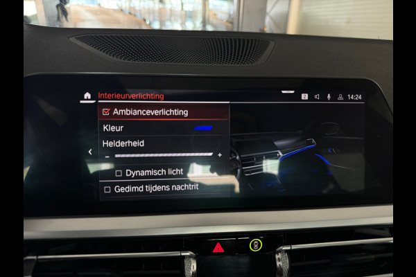 BMW 3-serie 330i High Executive M Sport Pano|HuD|Sfeer|NAP