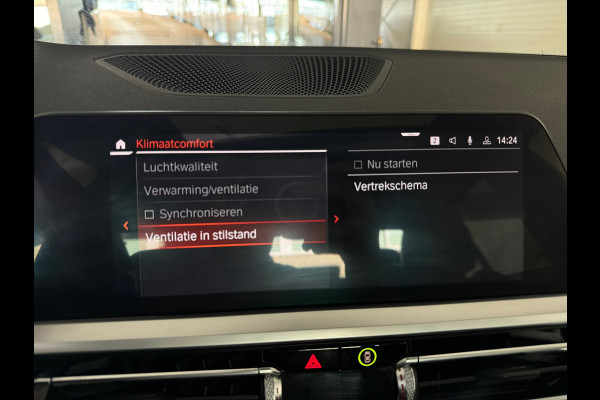 BMW 3-serie 330i High Executive M Sport Pano|HuD|Sfeer|NAP