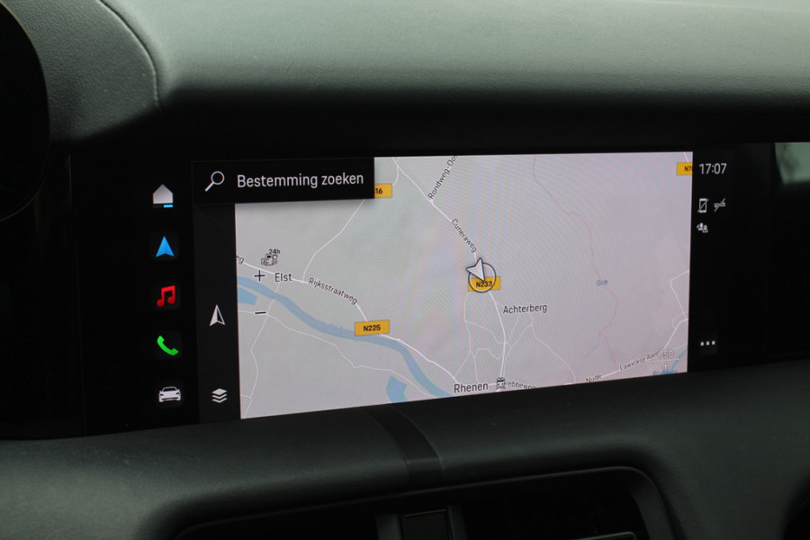 Porsche Taycan Performance 84 kWh / SoH 92% / Panoramadak / Camera / Luchtvering / 20'' / Leder / Stoelverwarming / DAB / ACC