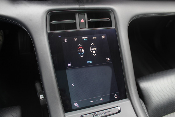 Porsche Taycan Performance 84 kWh / SoH 92% / Panoramadak / Camera / Luchtvering / 20'' / Leder / Stoelverwarming / DAB / ACC