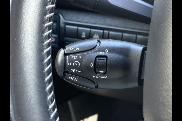 Peugeot 308 SW BWJ 2019 | 1.5HDI 131PK Executive | TREKHAAK | LEER | PANO DAK | PDC 2X | CLIMA | NAVI | CAMERA A |