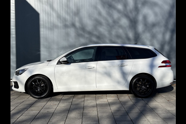 Peugeot 308 SW BWJ 2019 | 1.5HDI 131PK Executive | TREKHAAK | LEER | PANO DAK | PDC 2X | CLIMA | NAVI | CAMERA A |