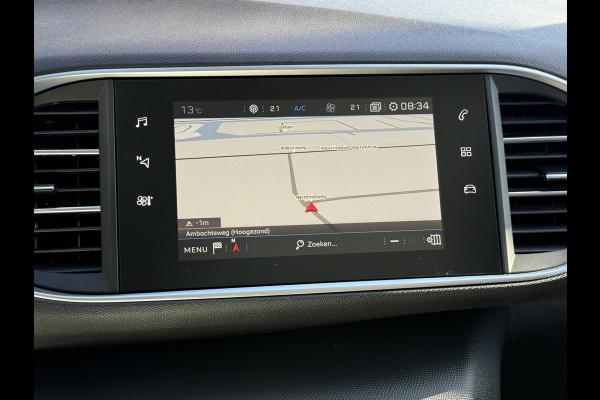 Peugeot 308 SW BWJ 2019 | 1.5HDI 131PK Executive | TREKHAAK | LEER | PANO DAK | PDC 2X | CLIMA | NAVI | CAMERA A |