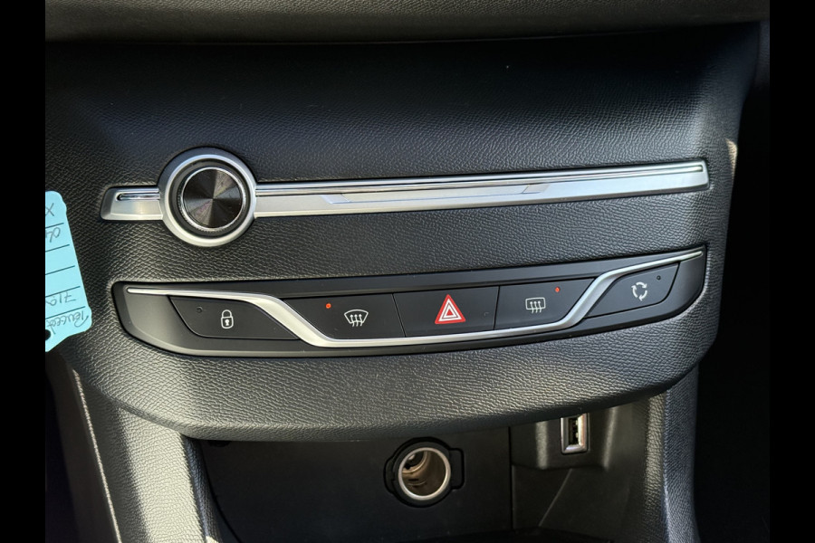 Peugeot 308 SW BWJ 2019 | 1.5HDI 131PK Executive | TREKHAAK | LEER | PANO DAK | PDC 2X | CLIMA | NAVI | CAMERA A |