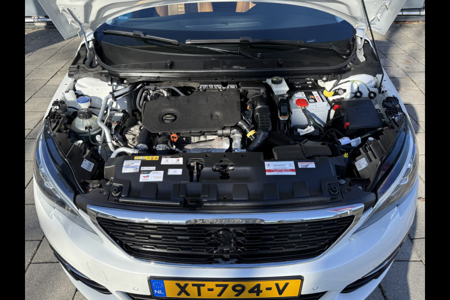 Peugeot 308 SW BWJ 2019 | 1.5HDI 131PK Executive | TREKHAAK | LEER | PANO DAK | PDC 2X | CLIMA | NAVI | CAMERA A |