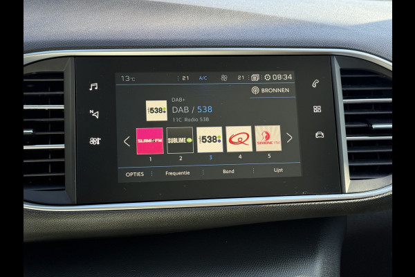 Peugeot 308 SW BWJ 2019 | 1.5HDI 131PK Executive | TREKHAAK | LEER | PANO DAK | PDC 2X | CLIMA | NAVI | CAMERA A |