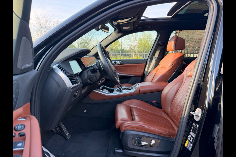 BMW X5 XDrive45e High Executive M-Sport Panoramadak Luchtvering 22"Lm Org-Ned Dealer Auto