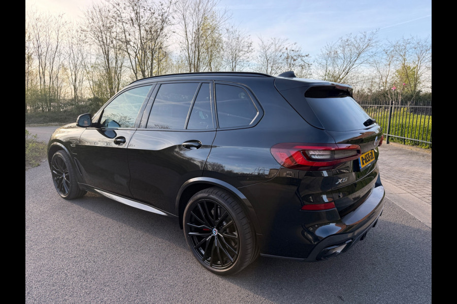 BMW X5 XDrive45e High Executive M-Sport Panoramadak Luchtvering 22"Lm Org-Ned Dealer Auto