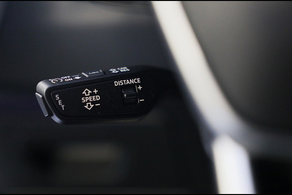 Audi A6 Avant 55 TFSI e Quattro RS6 Look / RS Zetels / Head Up / Carbon / Leder / Memory / B&O / 360 Camera / Open Pano / 22 Inch