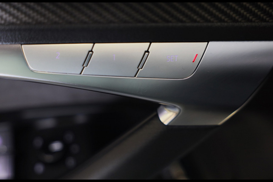 Audi A6 Avant 55 TFSI e Quattro RS6 Look / RS Zetels / Head Up / Carbon / Leder / Memory / B&O / 360 Camera / Open Pano / 22 Inch