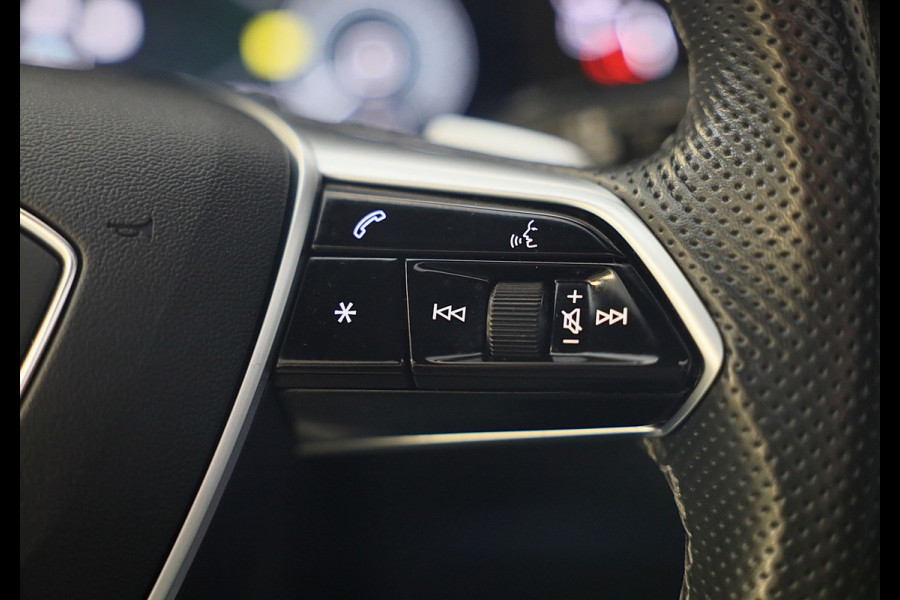 Audi A6 Avant 55 TFSI e Quattro RS6 Look / RS Zetels / Head Up / Carbon / Leder / Memory / B&O / 360 Camera / Open Pano / 22 Inch