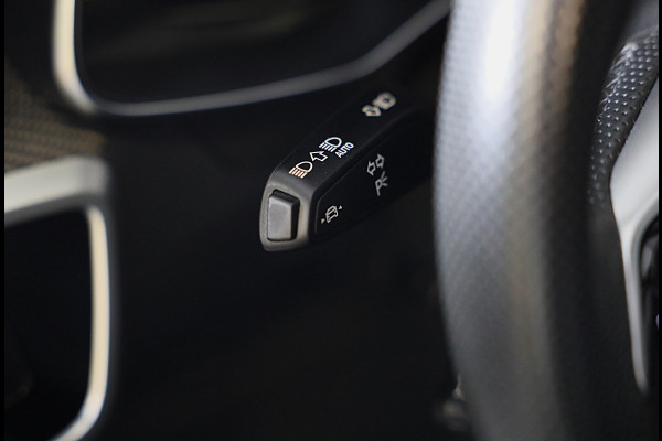 Audi A6 Avant 55 TFSI e Quattro RS6 Look / RS Zetels / Head Up / Carbon / Leder / Memory / B&O / 360 Camera / Open Pano / 22 Inch