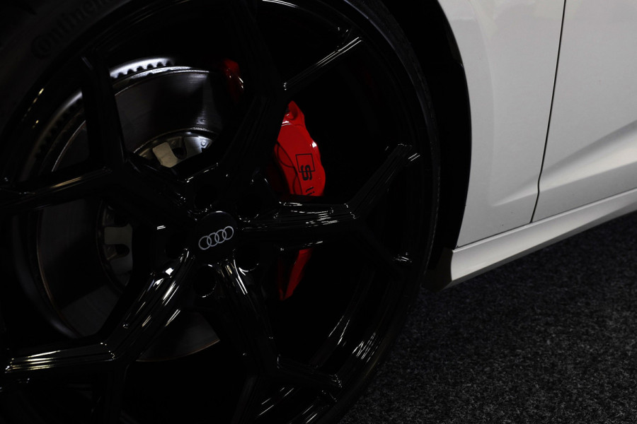 Audi A6 Avant 55 TFSI e Quattro RS6 Look / RS Zetels / Head Up / Carbon / Leder / Memory / B&O / 360 Camera / Open Pano / 22 Inch