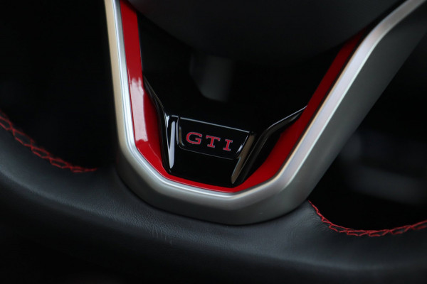 Volkswagen Golf 2.0 TSI GTI Clubsport Nürburgring / PANO / HK / MEMORY / HUD / IQ / ACC / LEDER