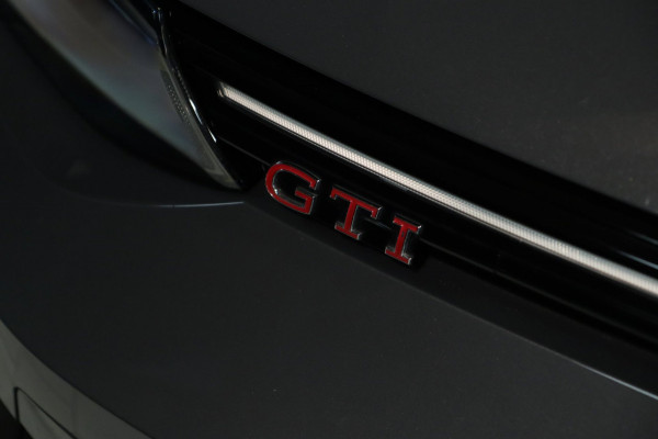 Volkswagen Golf 2.0 TSI GTI Clubsport Nürburgring / PANO / HK / MEMORY / HUD / IQ / ACC / LEDER